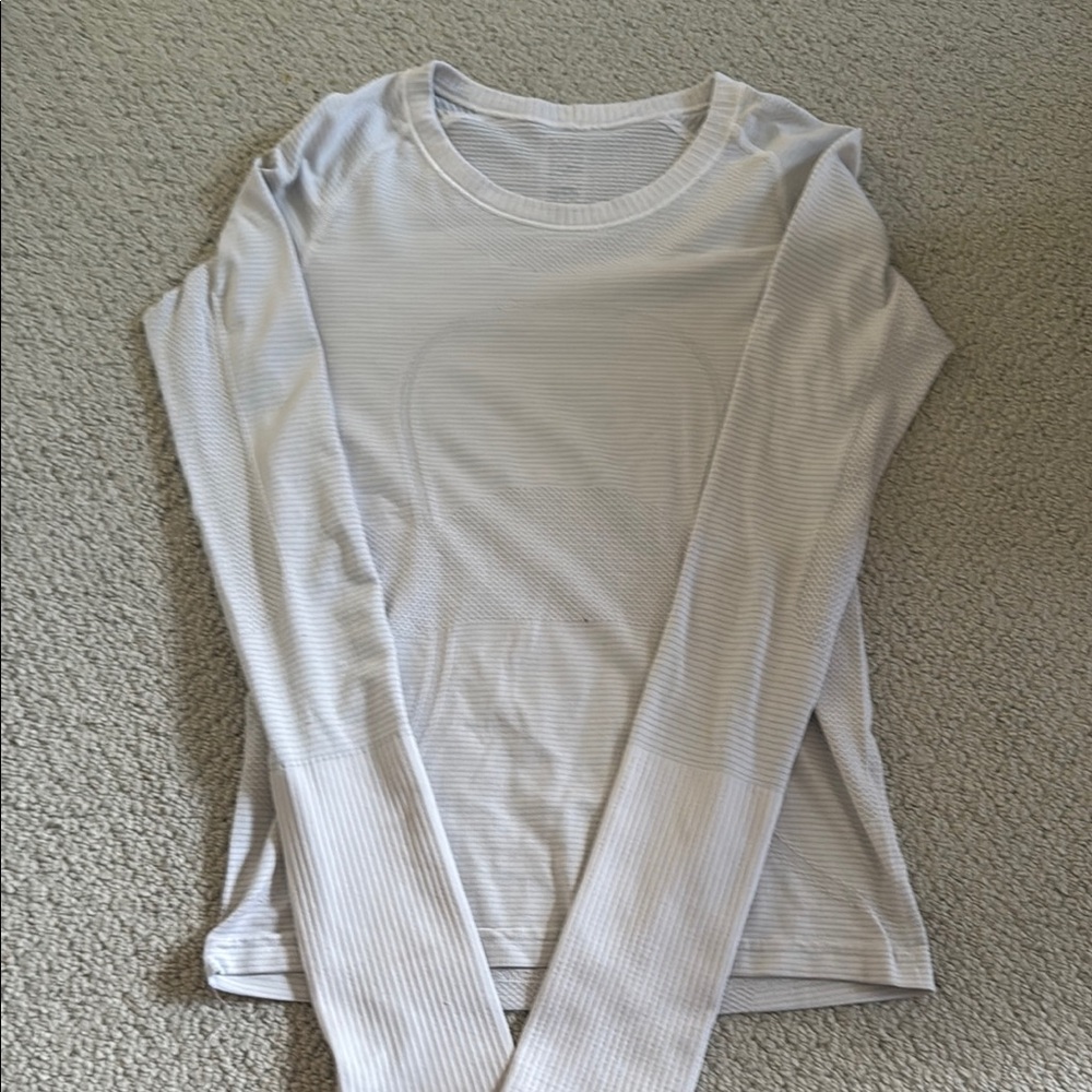 Lululemon Swiftly Tech long sleeve